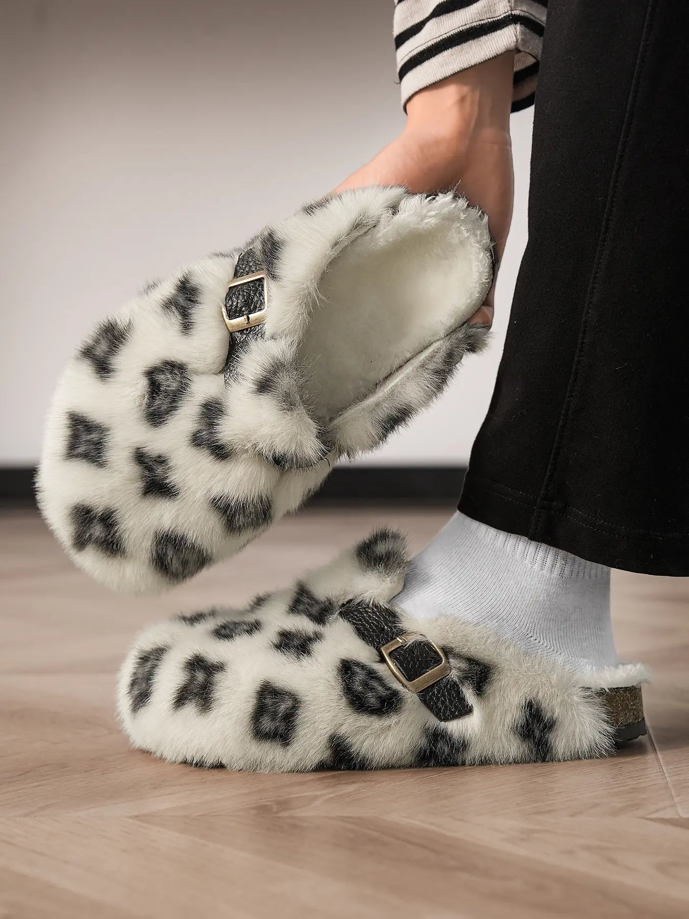 Winter Luxury Slippers (W)