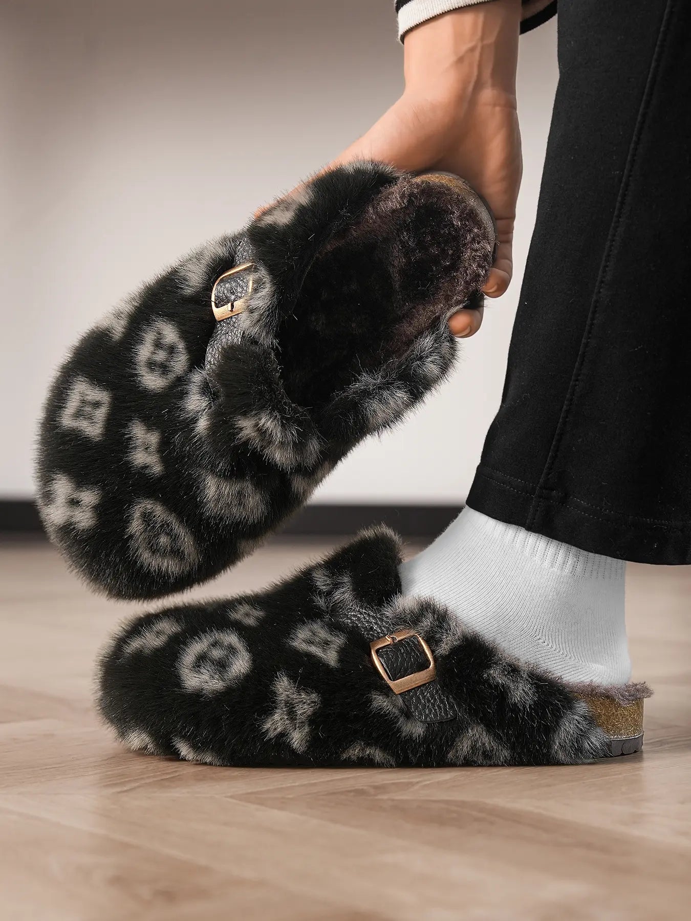 Winter Luxury Slippers (W)
