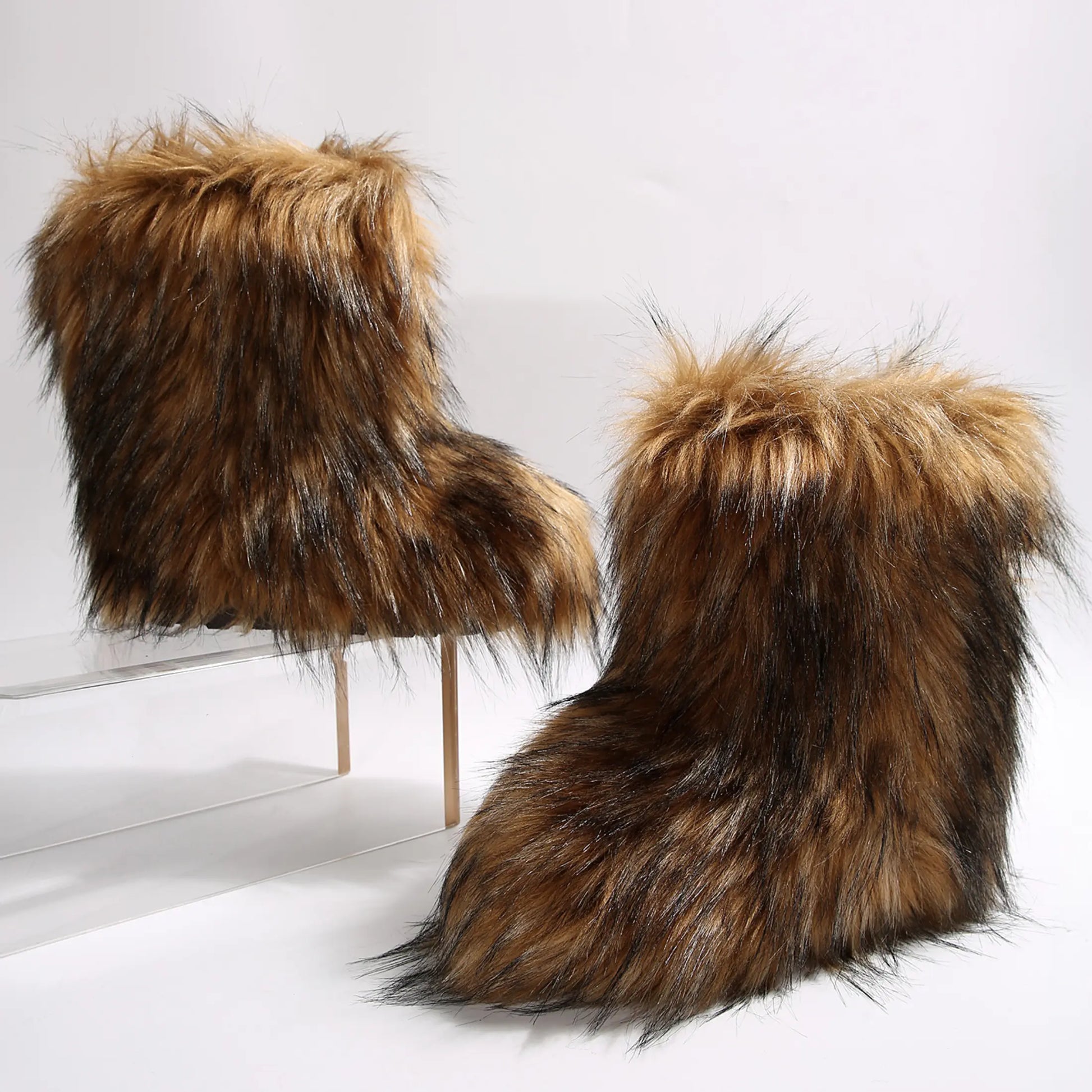 Fluffy Stylish Boots (W)